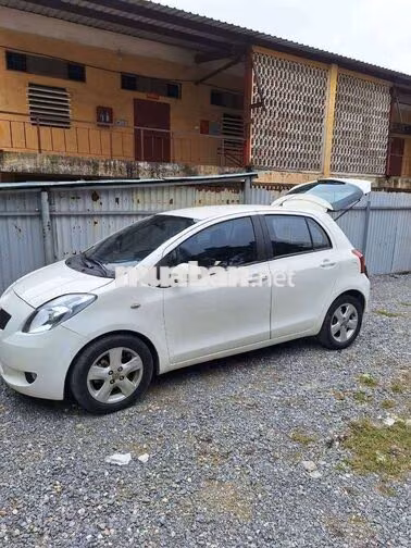 Toyota Yaris 2007 Trắng Tự động 140.000 km