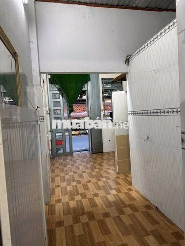 Nhà 2 mặt tiền Quận 12, gần chợ và Tô Ký