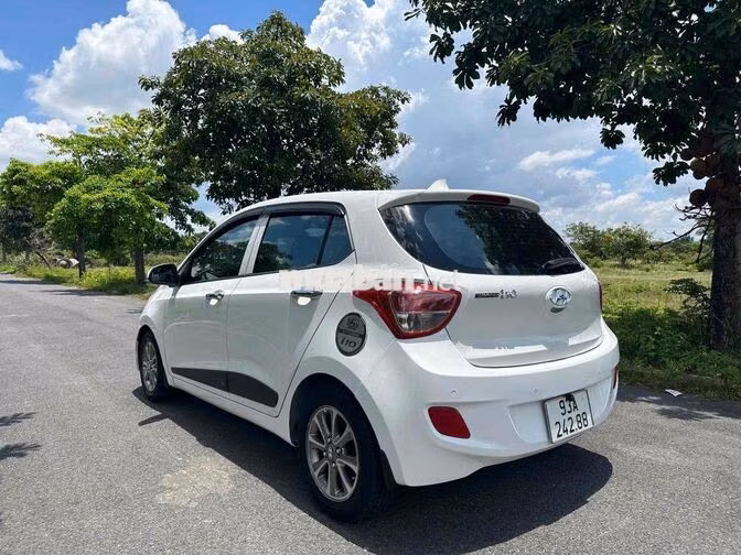 Hyundai I10 2014 1.0 AT Ấn Độ Tự động Trắng