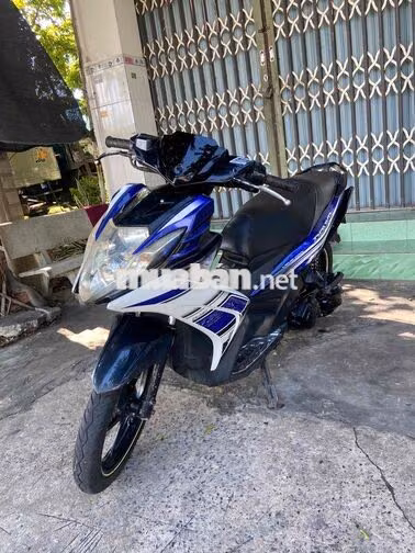Yamaha Novo 5 Xanh trắng đen