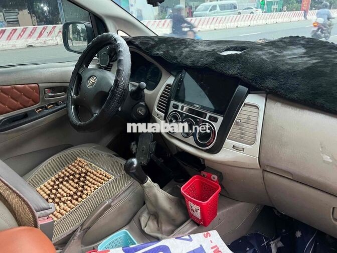 Toyota Innova Bạc Số sàn