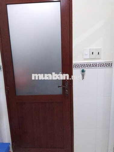 cho thuê phòng trọ cao cấp có máy lạnh diện tích18 m2 , giá : 3 triệu