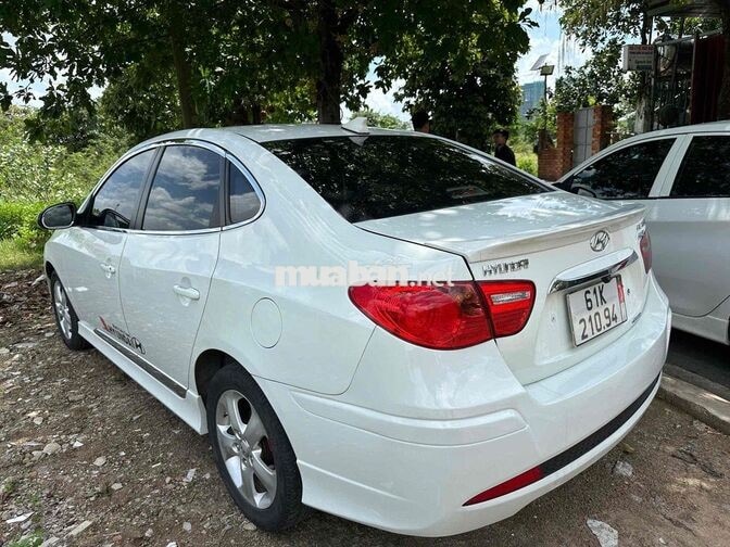 Hyundai Avante 2012 Trắng 100000 km
