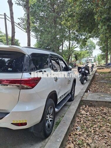 Toyota Fortuner 2022 Trắng 185.699 km