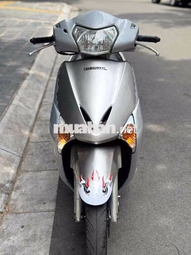 Honda Lead Bạc fi tiết kiệm xăng đời cuối