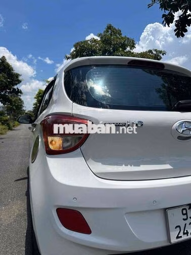 Hyundai I10 2014 1.0 AT Ấn Độ Tự động Trắng