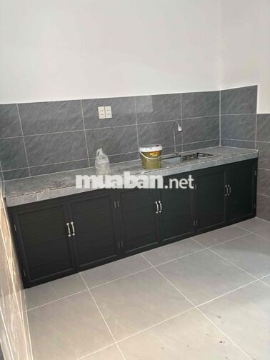 Nhà cho thuê NGUYÊN CĂN giá 5tr5 (Nhà mới) gần trường hc NVQ