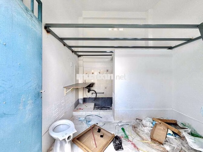 Phòng Trọ Sinh Viên - Đi Bộ qua CVPM 5p - Tô Ký