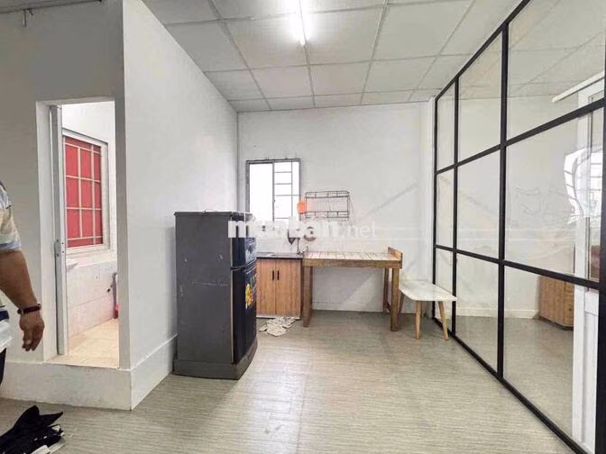 Sang chdv p15 Tân bình . thuê 26tr lời 22 ra đi 380tr