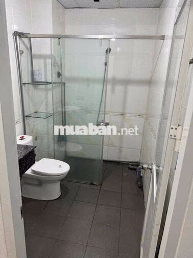 Sang chdv p15 Tân bình . thuê 26tr lời 22 ra đi 380tr
