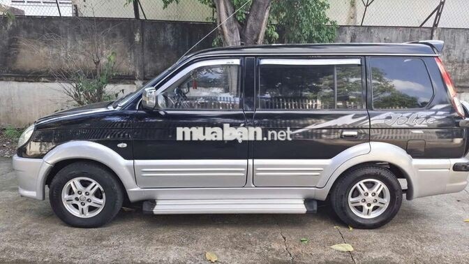 Mitsubishi Jolie 2004 7 chỗ màu Đen