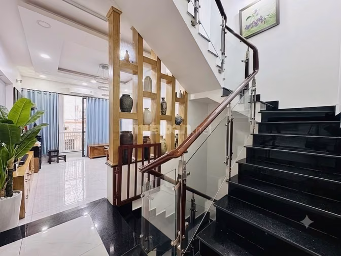 Bán nhà HXH Lữ Gia, Q11 gần nhà thi đấu Phú Thọ. Giá 3Tỷ290 còn TL