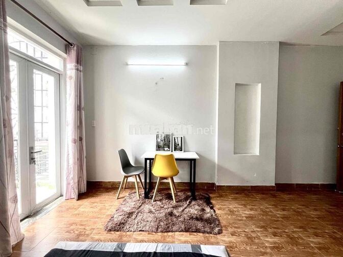 Phòng Studio đơn giản có Bancol riêng đầy đủ Nội Thất ngay Vườn Lài