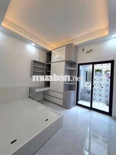 Hẻm 6m VƯỜN LÀI, 2 Tấm, 4 x 18m, 3 Phòng Ngủ, 3 wc