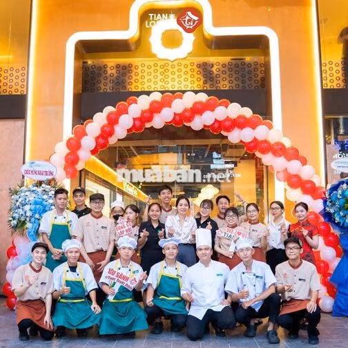 [Q7, Q8] TUYỂN 10 PHỤ BẾP/ THỚT/CHẢO LƯƠNG TÍP CAO