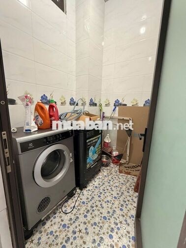 NHÀ 3 TẦNG 4PN 5WC KHU NAM VIỆT Á