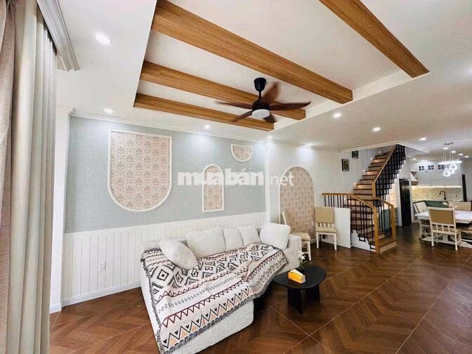 223 ✨ 🏡 CHO THUÊ NHÀ ĐẸP 2 TẦNG KIỆT RỘNG HOÀNG DIỆU