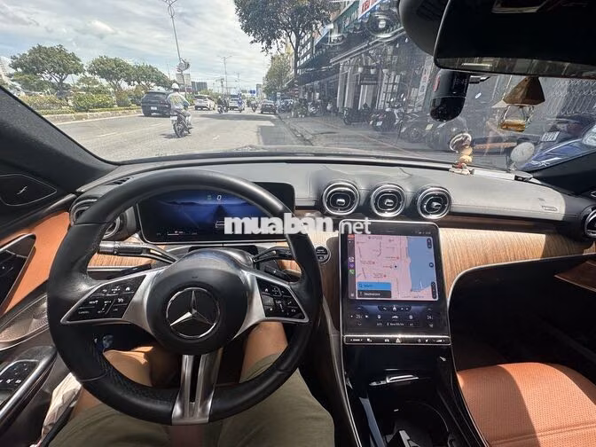 Mercedes-Benz C200 Plus 2022 Đen 20.160 km