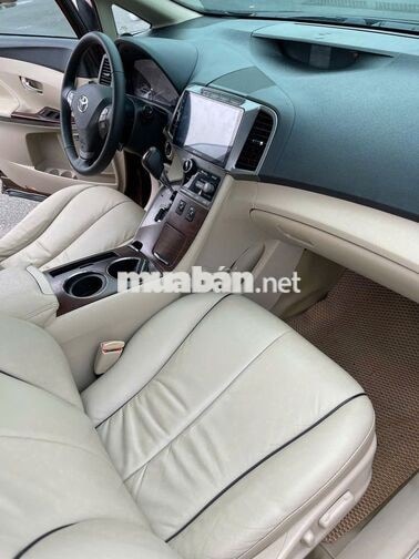 Toyota Venza 2.7AT sản xuất cuối 2009