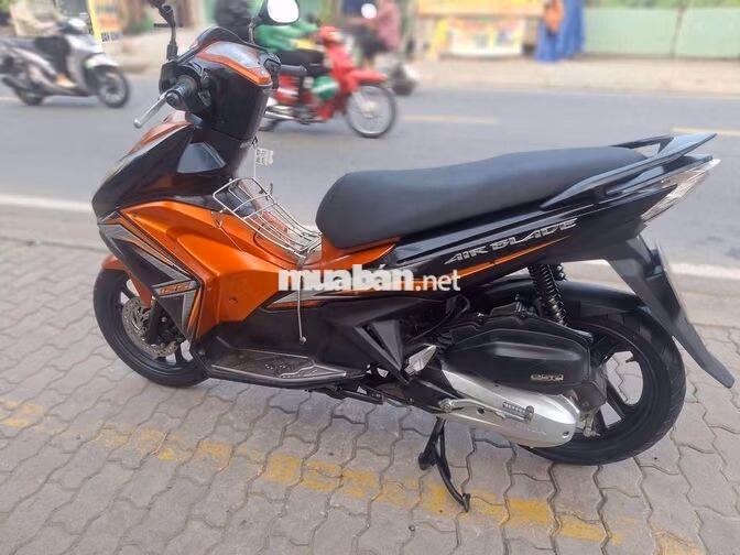 Honda Air Blade 2014 Cam đen