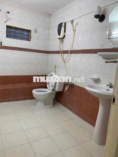 Nguyên căn 3PN 3WC sát mt Đào Duy Từ, Phú Nhuận | 1tr2l