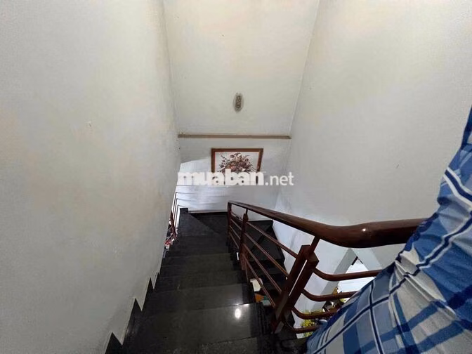 Bán Nhà 2 Tầng 104M2, Ngay Quốc Lộ 13 - Hiệp Bình Phước - Thủ Đức