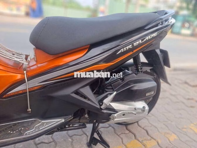 Honda Air Blade 2014 Cam đen