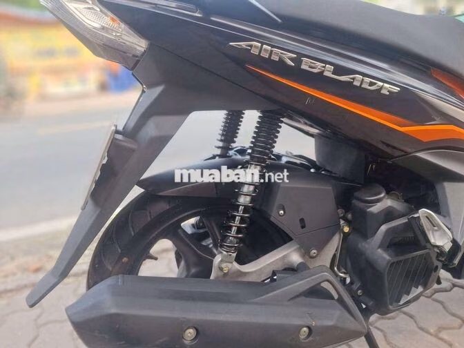 Honda Air Blade 2014 Cam đen