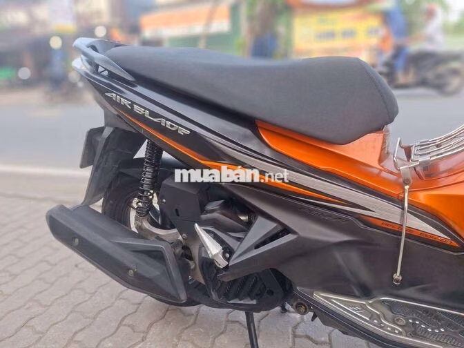 Honda Air Blade 2014 Cam đen