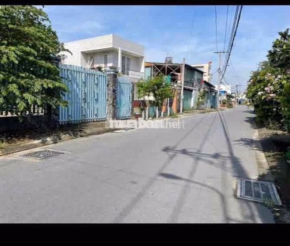 Đất Hàng Ngộp 5x16 Full Thổ Cư Gần Bệnh Viện Hóc Môn. Giá 1 Tỷ 750-SHR