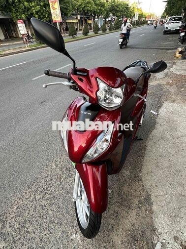 Honda Vision 2025 Cao Cấp màu Đỏ
