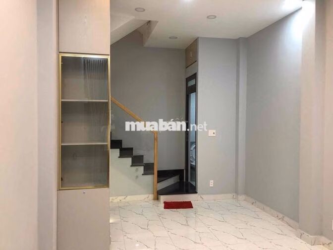 Bán Nhà 1T 3 Lầu 4X10 ,HXH 14/1 Đào Duy Từ