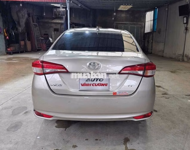 Toyota Vios 1.5G AT 2018 Vàng cát