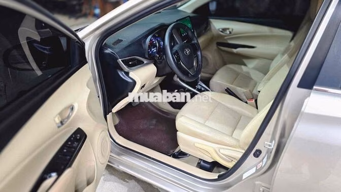 Toyota Vios 1.5G AT 2018 Vàng cát