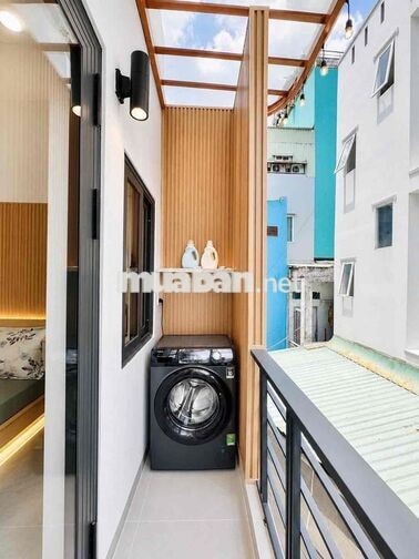 Mini House sát mặt tiền , XVNT Quận Bình Thạnh, Nhà mới 3 tầng