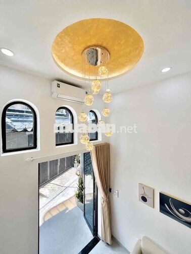 Mini House sát mặt tiền , XVNT Quận Bình Thạnh, Nhà mới 3 tầng
