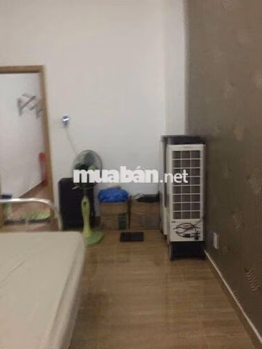 mặt đường 32 ông ích Khiêm hẻm 7m kd mọi nghành nghề 