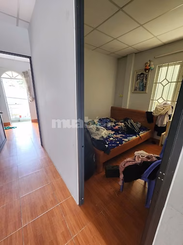 NHÀ ĐƯỜNG LÊ THỊ RIÊNG, 75m2, 3 PHÒNG NGỦ, SÂN TRỒNG CÂY