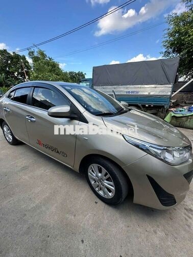 Toyota Vios 2018 Vàng cát