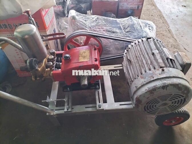 Tuyển học nghề quấn motor