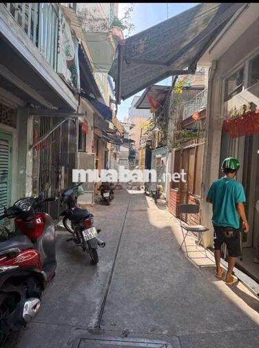 Cho thuê nhà nguyên căn Đường Trần Phú P8 Quận 5