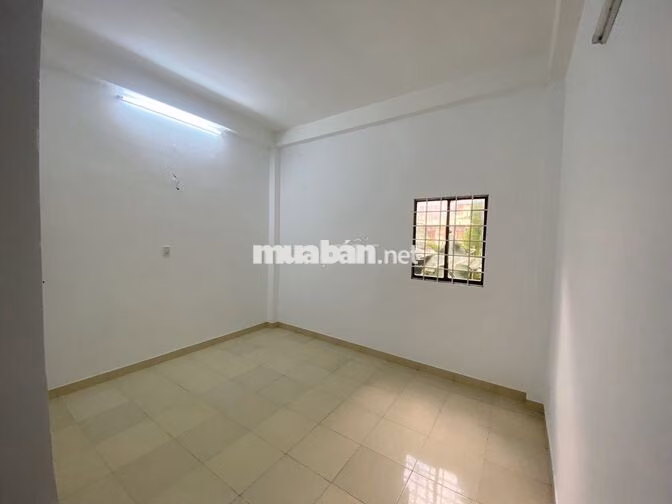 Cho thuê nguyên tầng 2 phòng ngủ 2 WC + sân thượng + bếp riêng