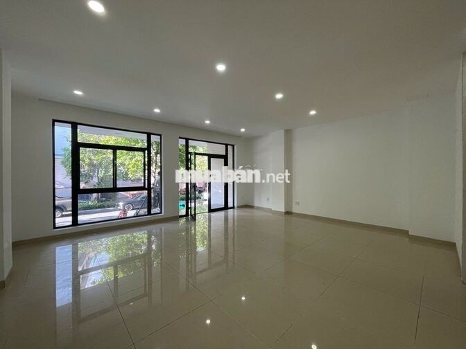 Cho Thuê MB Trệt 147m²  Vạn Phúc – Hầm Xe, Thang Máy – 19 Triệu/tháng