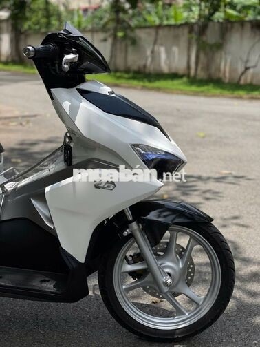 Honda Air Blade 125 2017 Trắng khóa Smartkey
