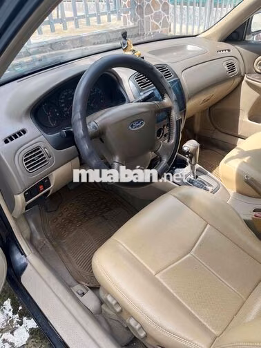 Ford Lazer 2004 1.8L Đen