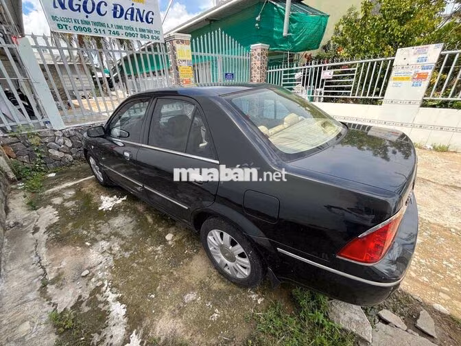 Ford Lazer 2004 1.8L Đen
