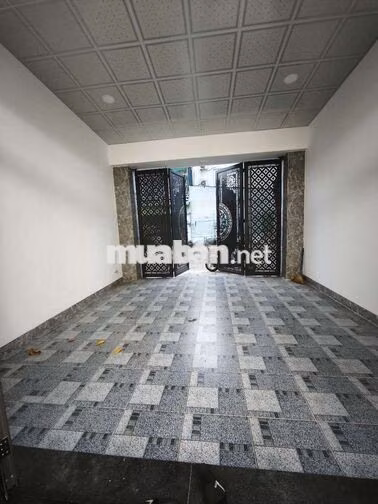 Mới hoàn thiện nhà sổ hồng trệt lầu mặt tiền 