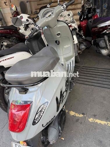 Piaggio Primavera 2014 Xám Trong nước