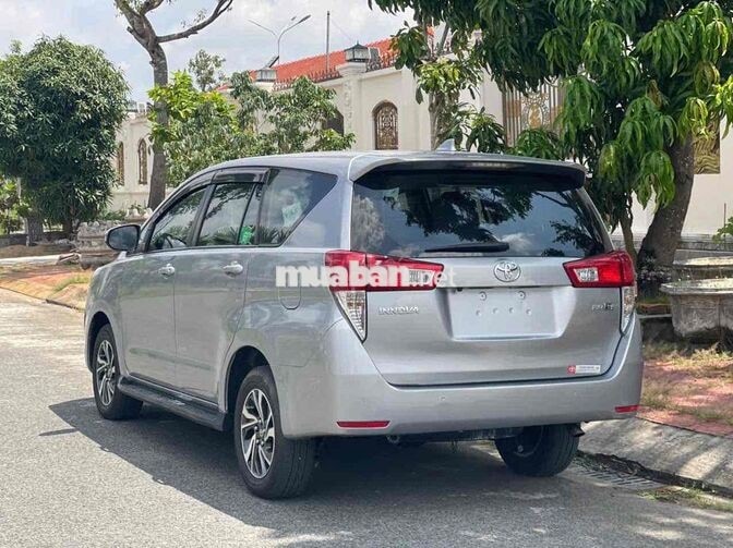 Toyota Innova E 2020 Bạc 8 chỗ Số sàn chủ chạy kĩ