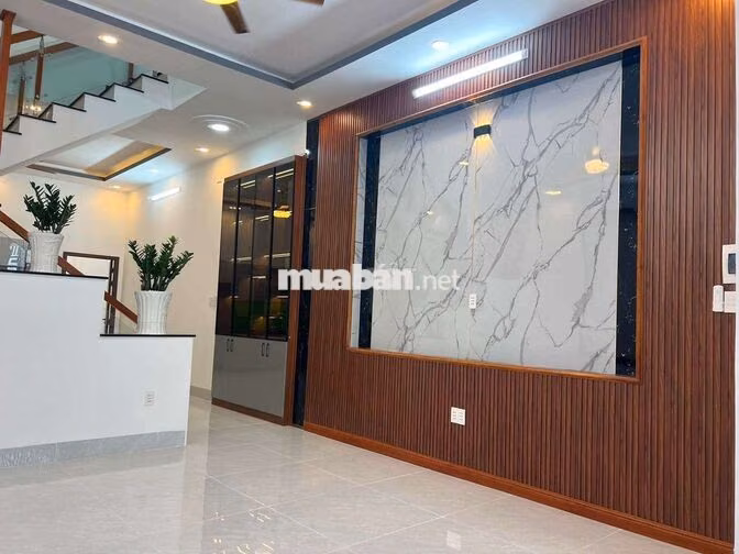 Mới hoàn thiện nhà sổ hồng trệt lầu mặt tiền 